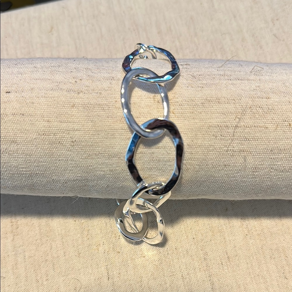 Chloe + Isabel Silver Interlocking Bracelet